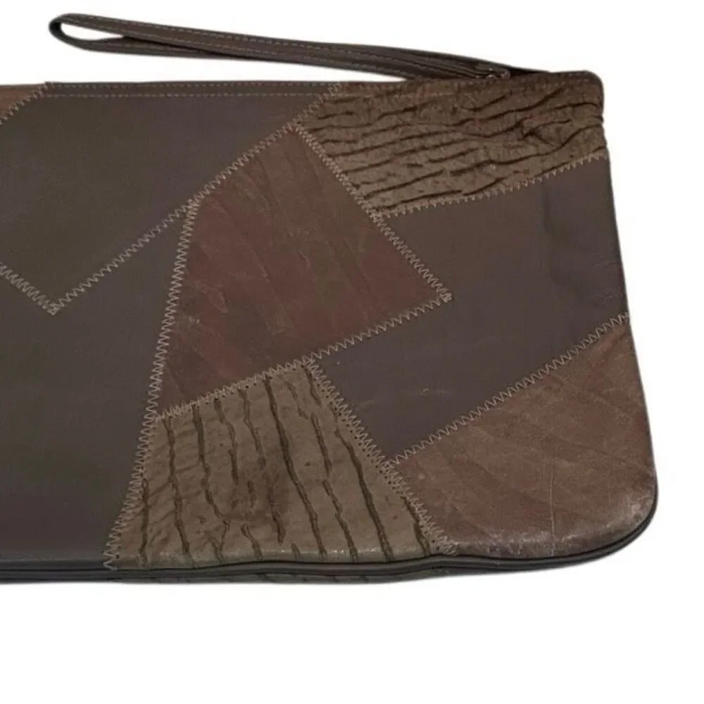 Vintage 80s 90s Clutch Wristlet Pouch Women's Brown Leather Patchwork Textured